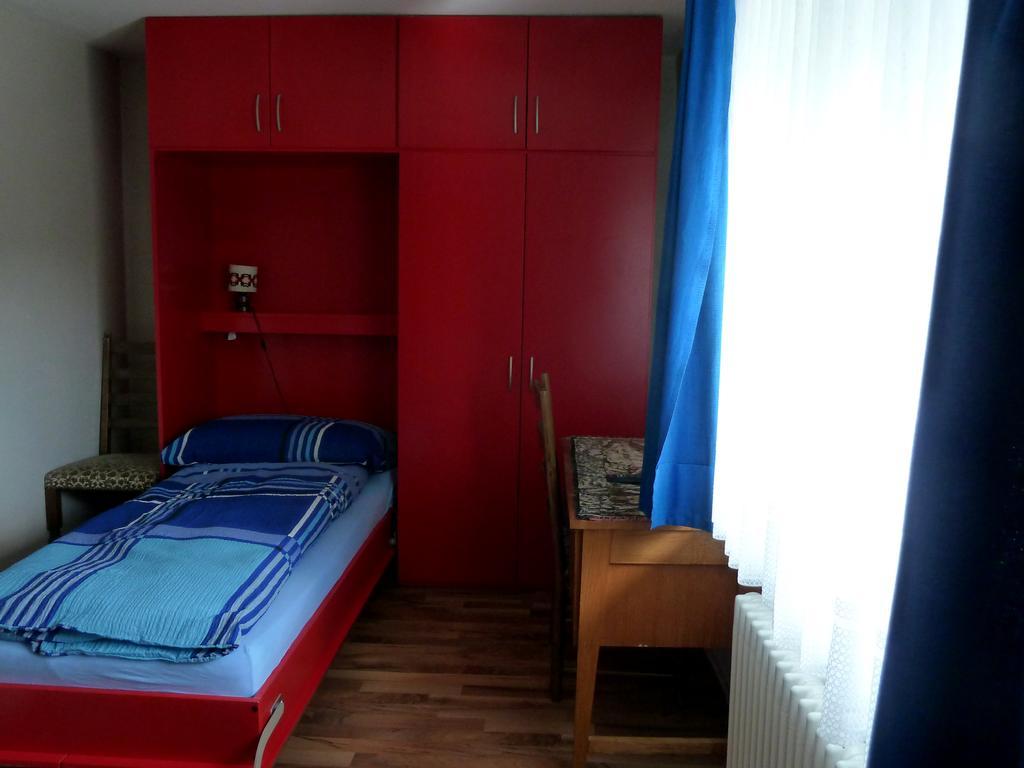 Backpackers Gasthaus Post Willisau Oda fotoğraf
